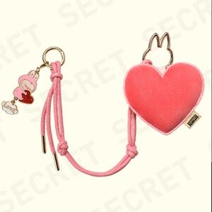 SECRET 🩷 HEART - Authentic Pop Mart Pin For Love Letter Pendant, Confirmed